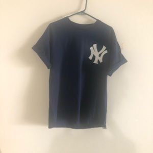 Majestic men’s Jeter shirt